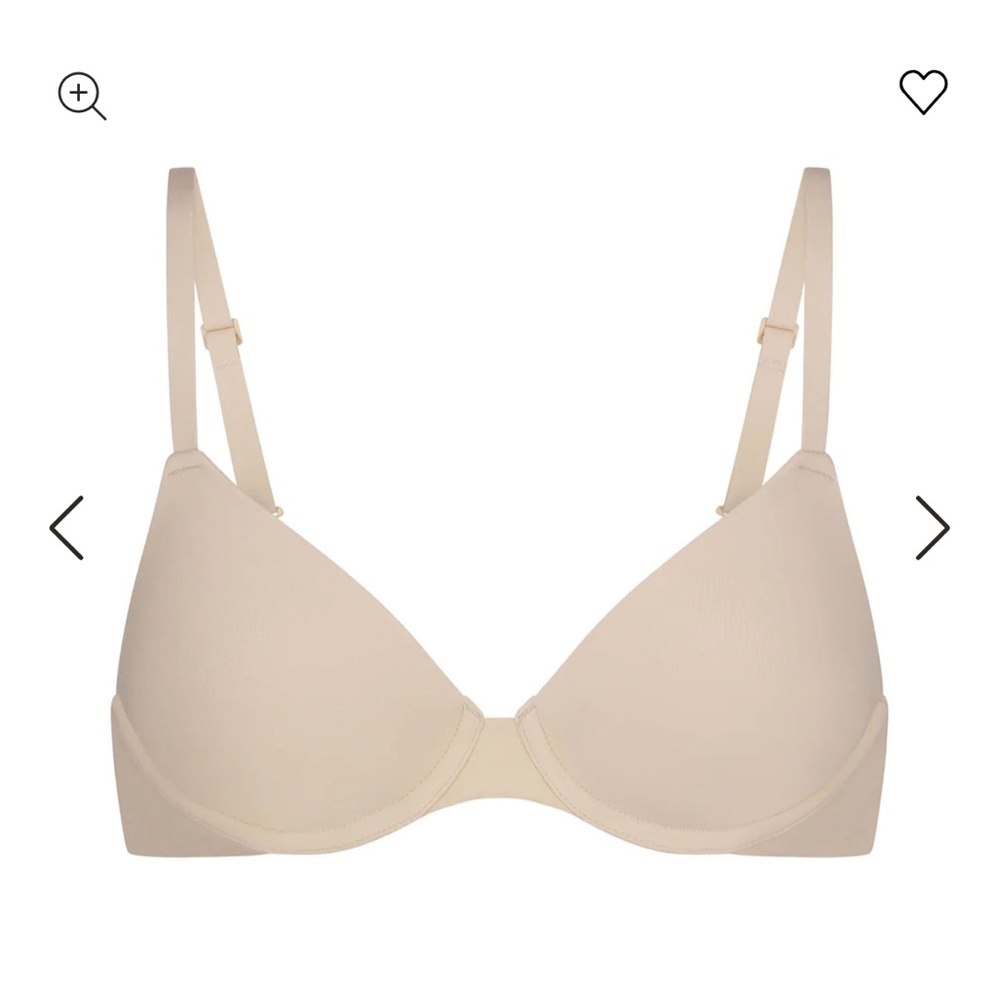 Skims Fits Everybody T-Shirt Demi Bra